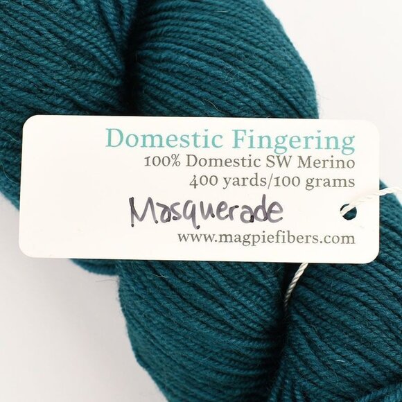 Magpie Fibers Domestic Fingering Yarn SW Merino Wool Masquerade - Picture 3 of 3